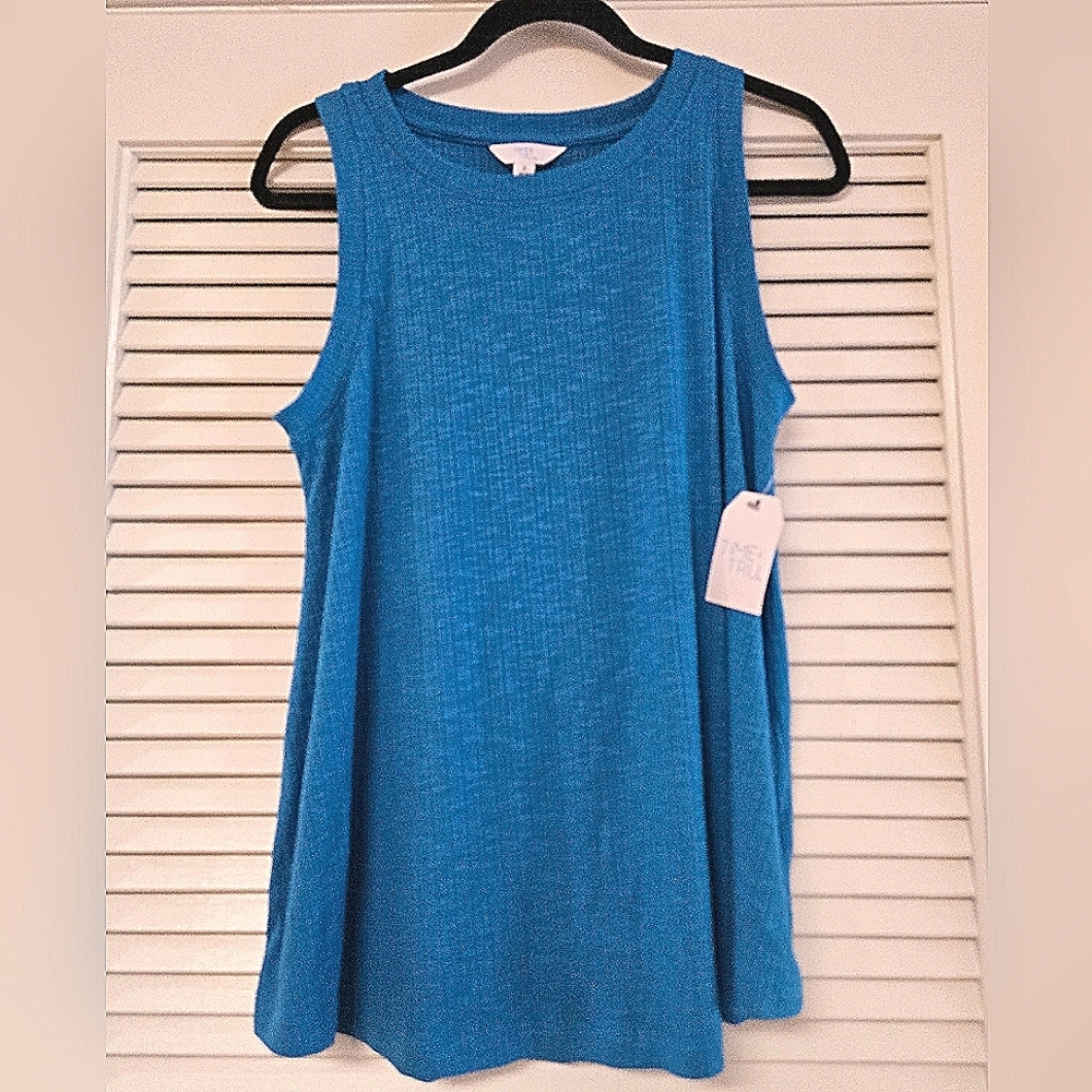 Time and Tru - (NWT) Blue Sleeveless Ribbed Swing Top